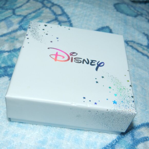 DISNEY MICKEY MINNIE MOUSE NECKLACE AND EARRINGS SET🆕📦⌚🏃💨⚡🚚 - Picture 5 of 12